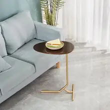 Criativo simples oval pequena mesa lateral móvel ferro de madeira maciça sofá canto mesa de leitura de cabeceira preguiçoso