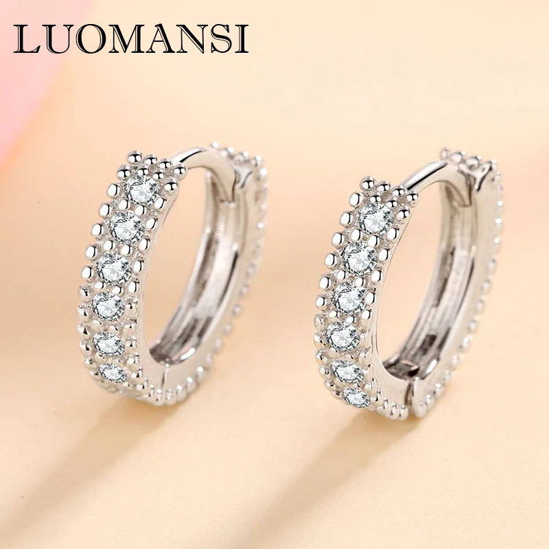 

Серьги-гвоздики Luomansi S925 из серебра пробы, с мусанитом