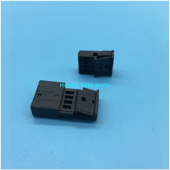AMP TE 968813-1C Бесплатная доставка 2/5/10 шт 4-контактный мужской и женский незакаленная