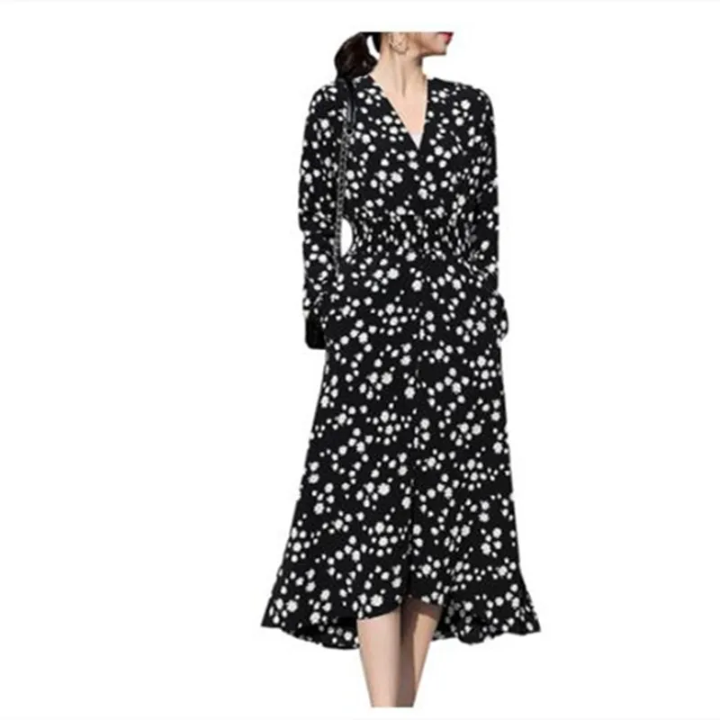 

Long Sleeve Black floral dress female 2020 new Spring waist was thin temperament long sleeve v-neck Mid Dress Vestidos
