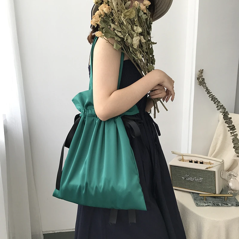 

Ins girl wind summer drawstring shoulder bags messenger beach bag Smooth fabric Korean version FASHION Canvas woman handbags