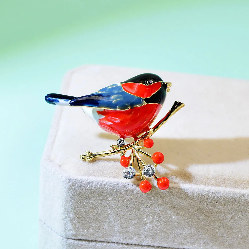 CINDY XIANG Cute Vivid Bird Brooches For Women Winter Animal Design Pin