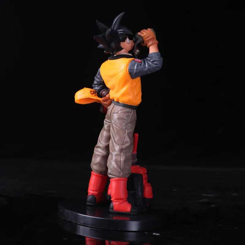 

Animated Garage Kit Model qlz Budokai 3 Drink Water Goku PVC Box Decoration