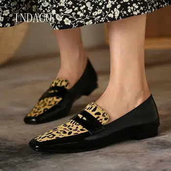 

Fashion Shoes Women Leopard Flats Leather Square Toe Women Flat Shoes Autumn Single Shoes Plus Size 40