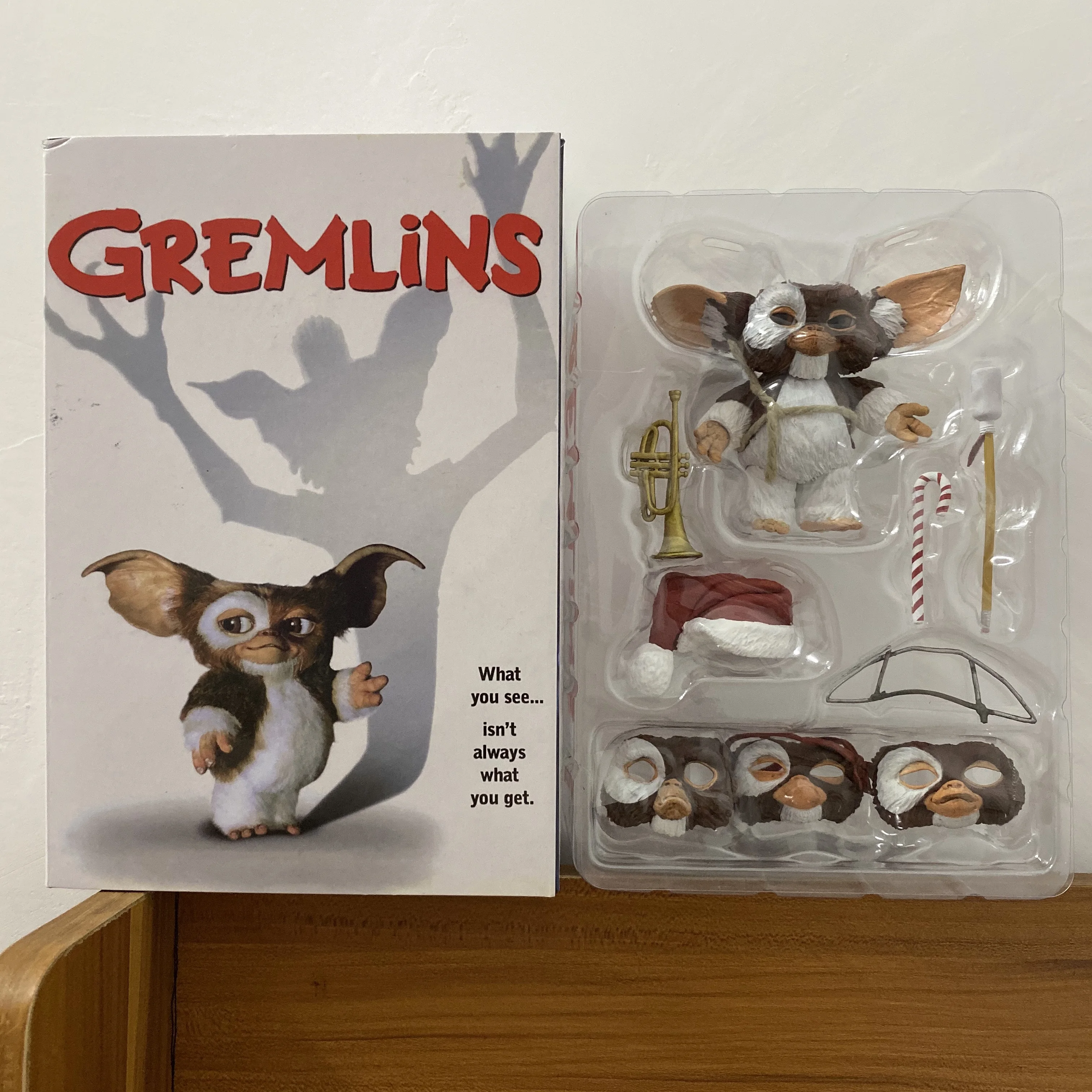 7,2 дюймов 18 см NECA фильм Gremlins Рождество издание Gremlins Коллекционная Фигурка модель игрушки