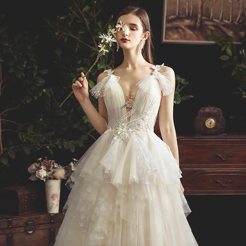 Franse Noble Luxe Wedding Kleding Herfst Nieuwe V-hals Effen Kleur Toevallige Vloer Jurk Franse Noble Luxe Wedding Kleding Herfst Nieuwe V-hals Effen Kleur Toevallige Vloer Jurk