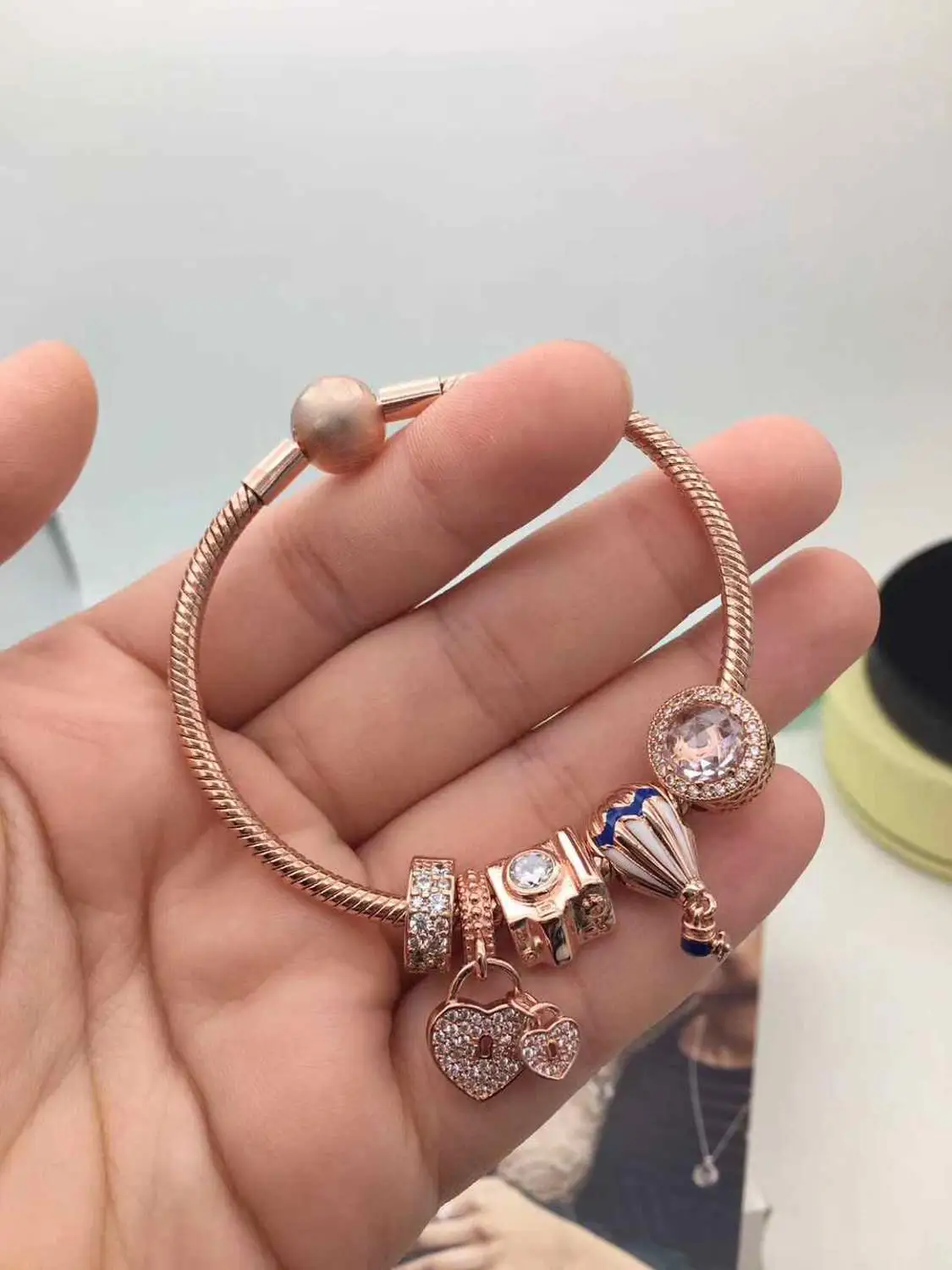 

Fanier Shop High Quality 1:1 100% 925 Pure Silver Niche Design Rose Gold Diamond-Studded Hot Air Balloon Design Bracelet Free O