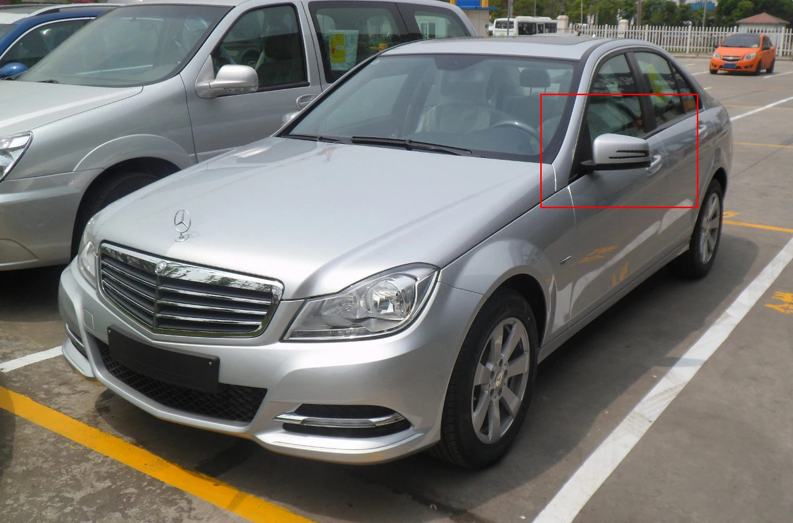 Для Mercedes W204 11-14 крыло зеркало указатель поворота с левой стороны СВЕТОДИОДНЫЙ светильник Янтарный