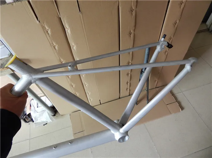 无标公路车架10