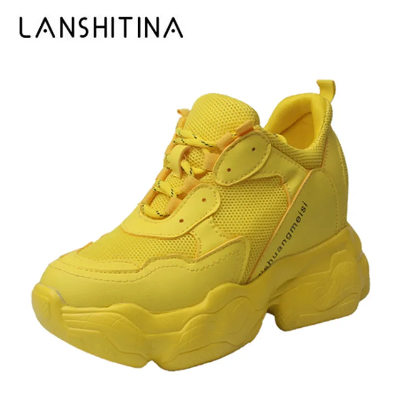 Женские массивные кроссовки на платформе шнуровке Вулканизированная подошва