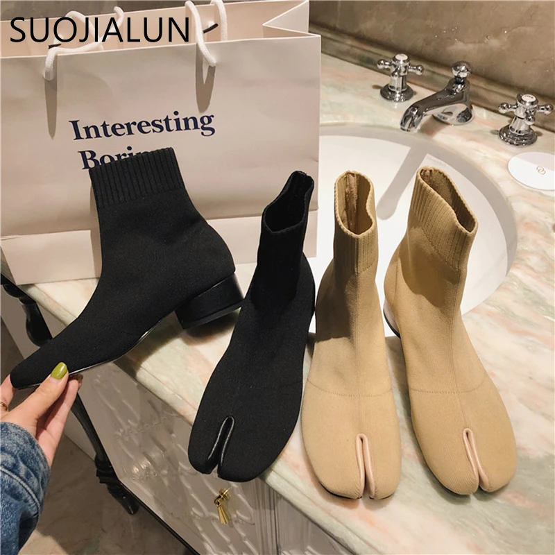 

SUOJIALUN Women Ankle Boot 2019 Fashion Brand Split Toe Flat Heel Women Boot Elastic Sock Slip On Casual Stretch Shoes Boots