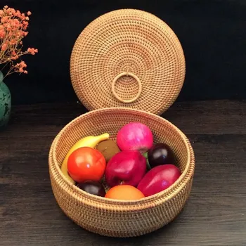 

Autumn Rattan Weave Fruit Basket Round Storage Container with Lid Box for Dried Fruit Candy Snacks Dessert Food