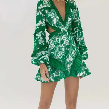 

2020 Season Sexy Deep V Collar Exposed Waist Auricularia Auricularia Edge Heavy Industry Embroidery Hollow Out A Word Dress