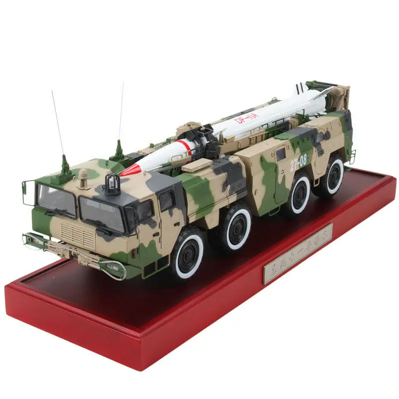 1/30 DF-11 ракета Запуск грузовик бронированный автомобиль трактор статическая модель W/деревянная база