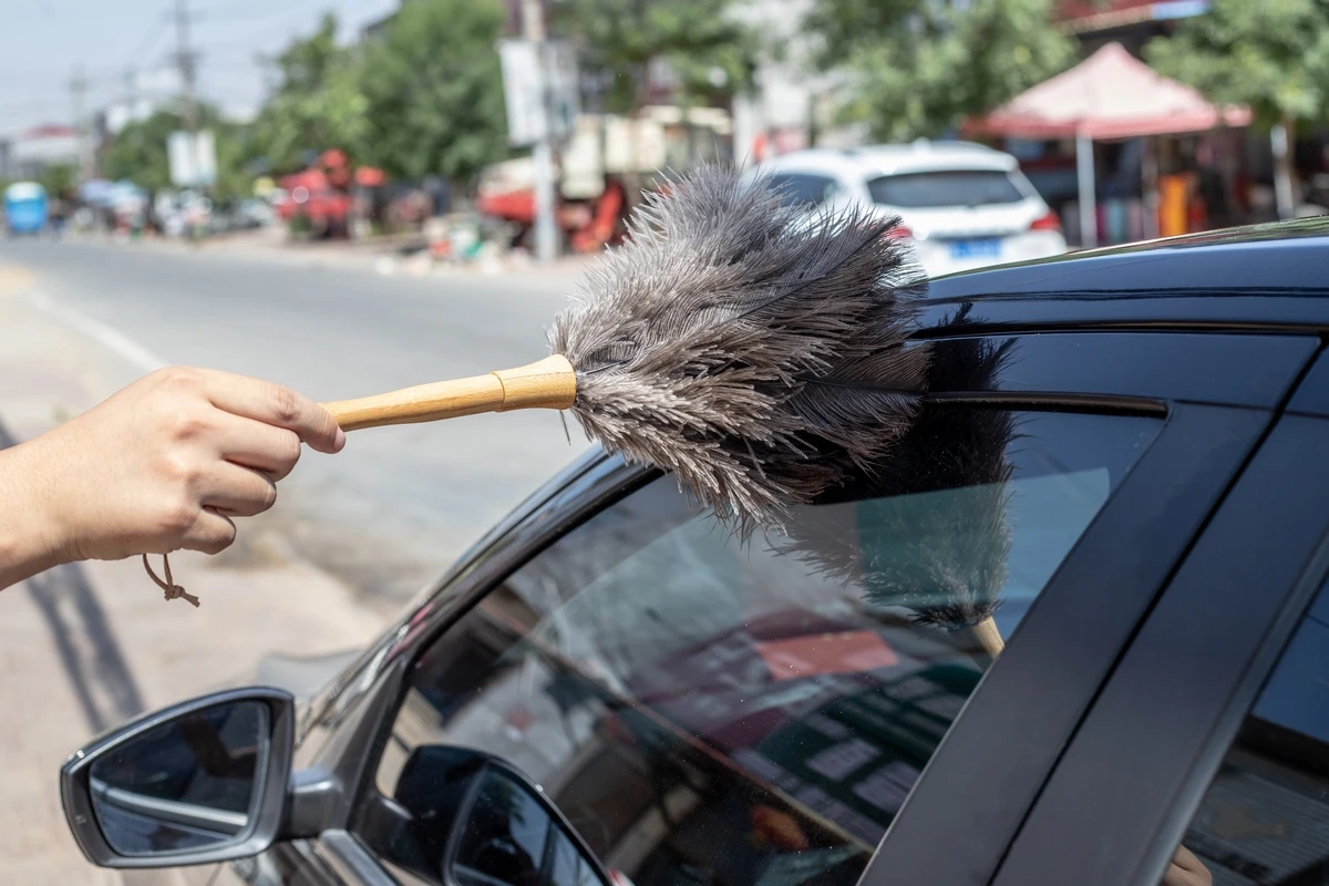 Good Quality Natural Color Ostrich Feather Dusters Ostrich Feather