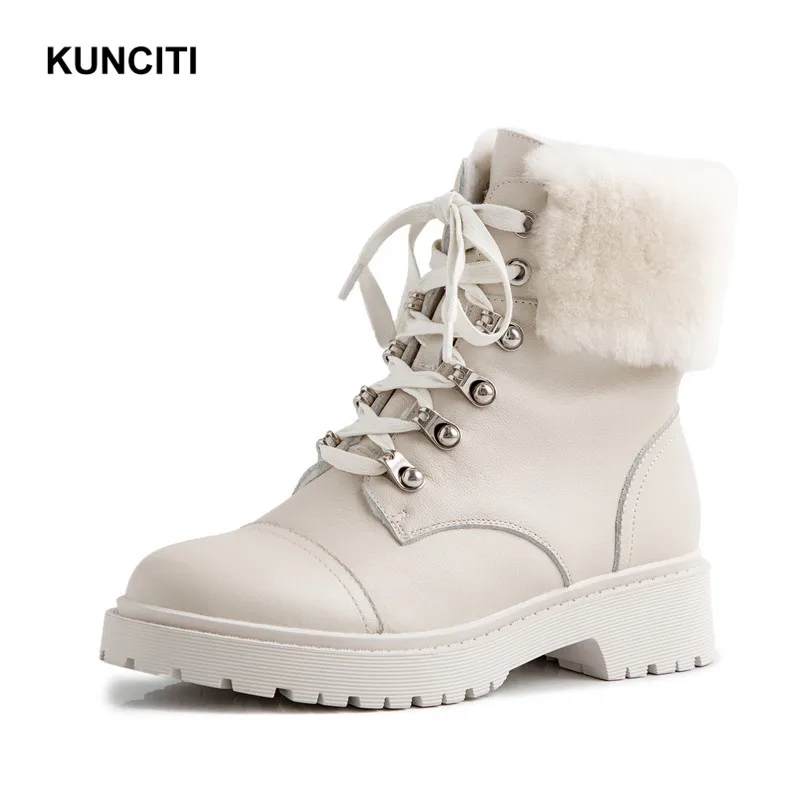 Beige KUNCITI/; теплые зимние ботинки из натуральной кожи; Зимние ботильоны на шнуровке с защитой от холода; женские Ботинки martin с заклепками; D9248 - Цвет: Beige
