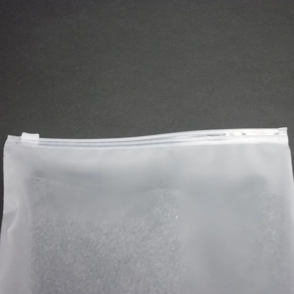 100x матовое уплотнение ziploc Пластиковые пакеты 8mil для одежды нижнее белье, игрушки, косметическая Розничная упаковка может изготовленный на заказ логотип напечатанный