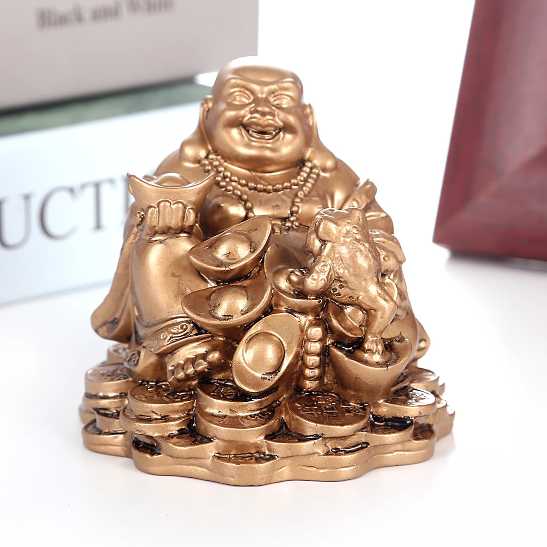 

Resin Maitreya home feng shui decoration Golden toad auspicious decorative gifts