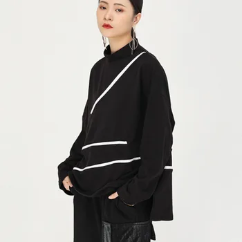 

LANMREM 2020 Spring New Solid Color High Collar Black And White Contrast Color Thickening Fleece Sweatshirt PB563