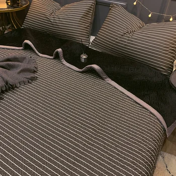 

Winter thickened Blanket Quilt warm double flange coral fleece bed sheet nap office children's small cover blanket