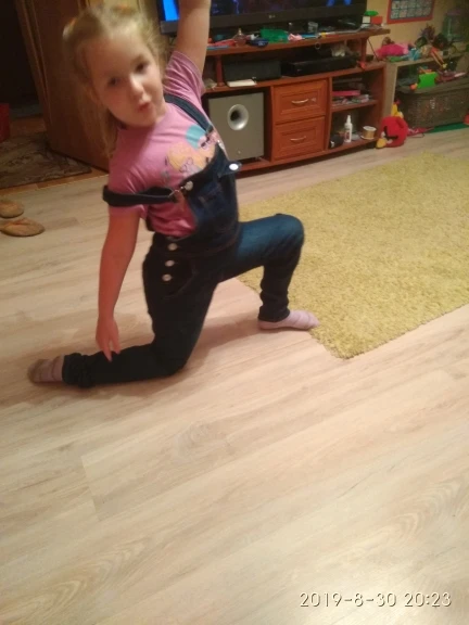 Ua8eb6f4f0bbb408ea60da003a852477ft