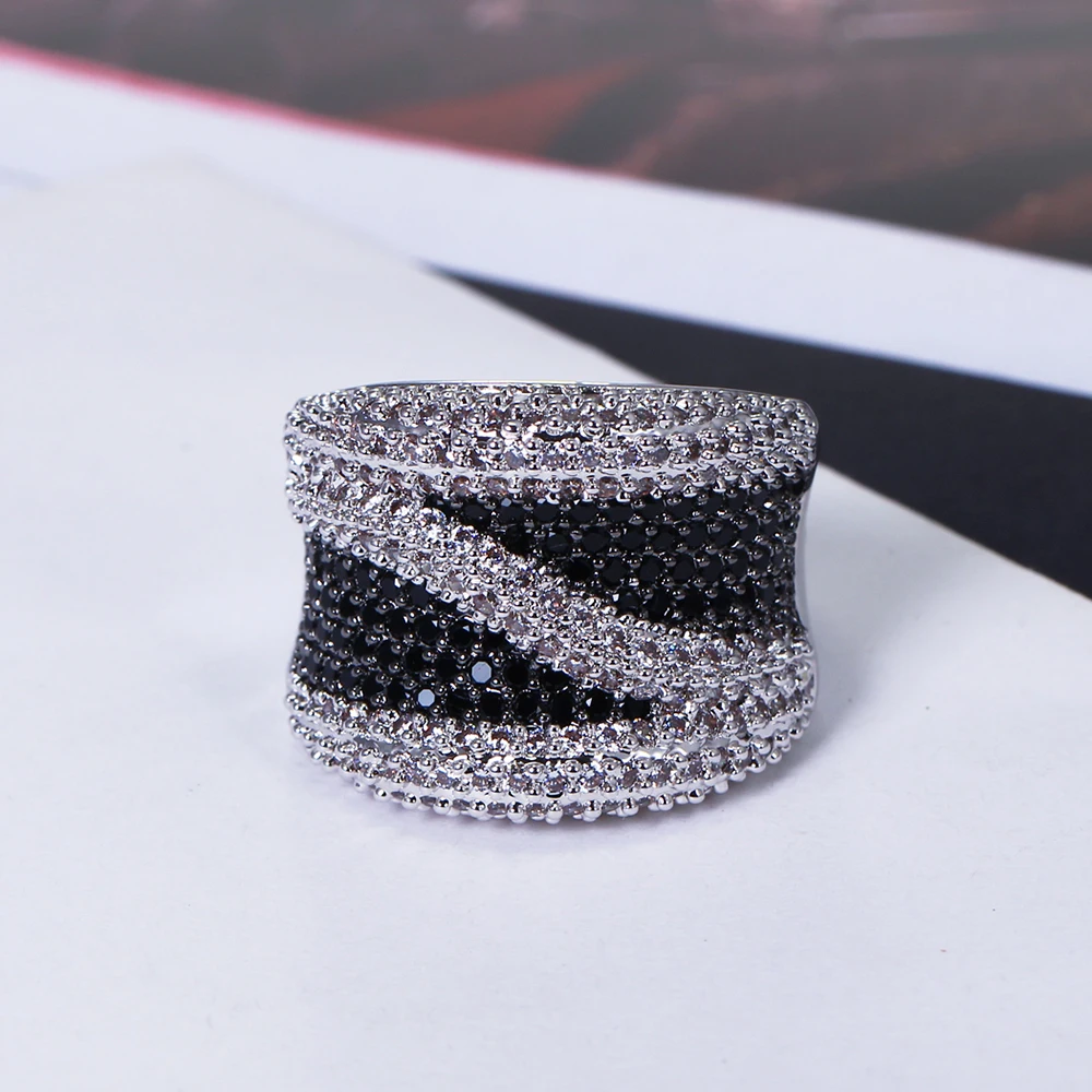 Black and white ring (5)