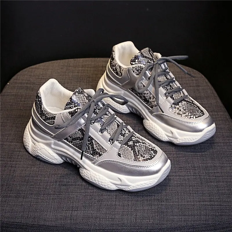Plus Ukuran Wanita Sneakers Chunky 