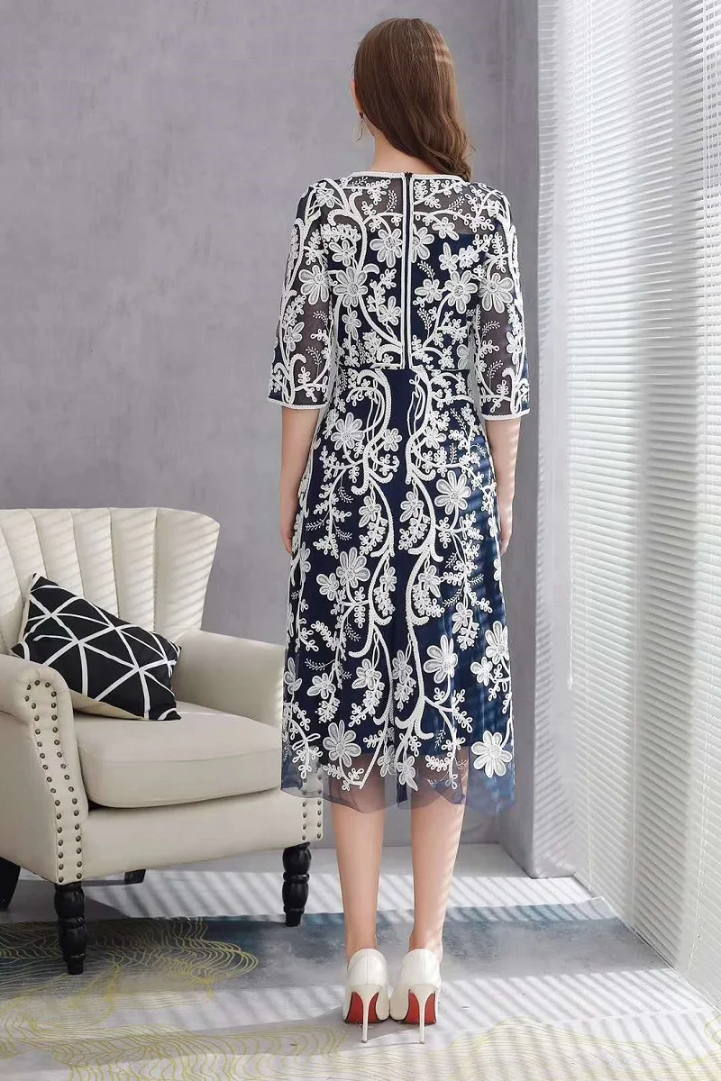 Plus Size Dress 2020 Autumn Winter Party Event Women O-Neck Allover Exquisite Embroidery 3/4 Sleeve Midi Blue Apricot Dress