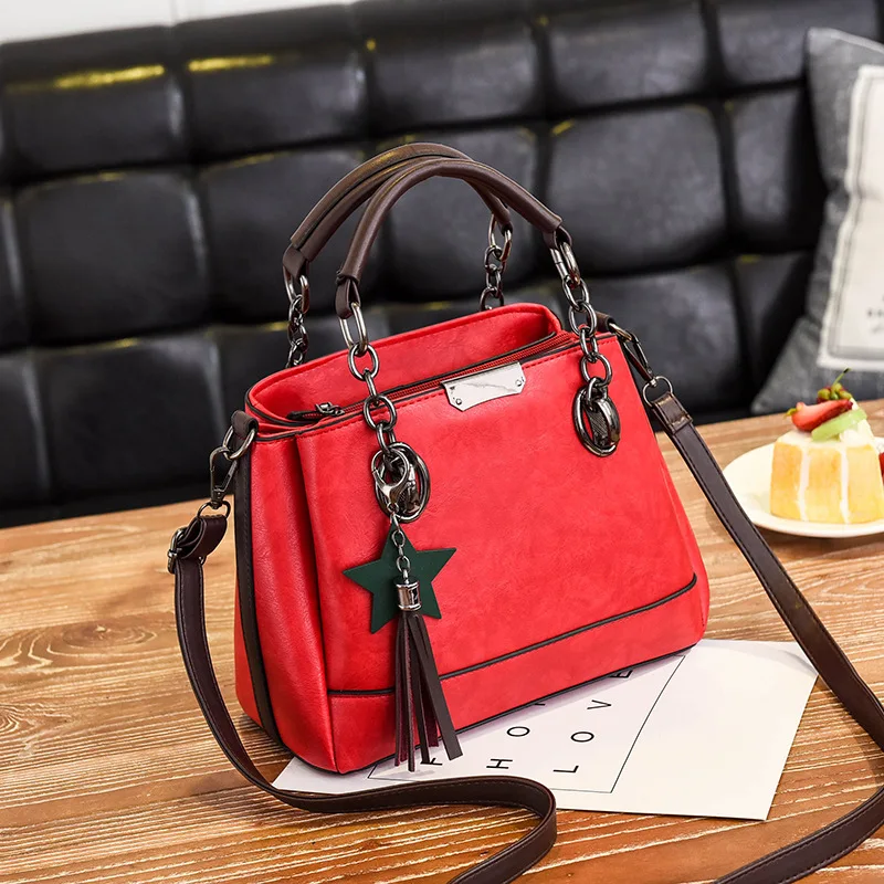 

Female Bag New 4 Color V Fashion Summer Korean Version of The Bag Atmosphere Simple And Versatile Soft Leather Shoulder Hangbag
