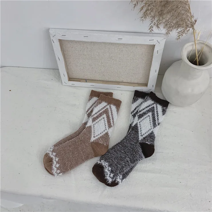 Jeseca Winter Thicken Warm Wool Socks for Women Harajuku Vintage Streetwear Sock Japanese Kawaii Girls Cute Christmas Sock Gifts