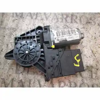 

WINDOW MOTOR REAR RIGHT VOLKSWAGEN PASSAT VARIANT (3B5) 4834117631301