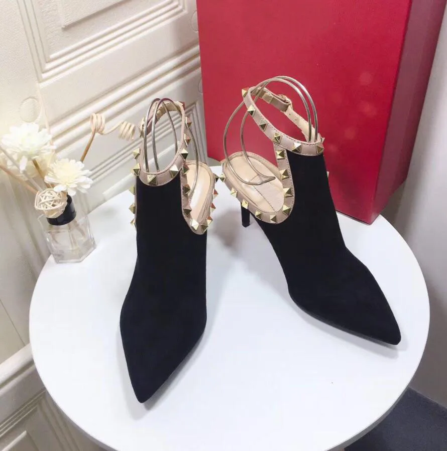 Роскошные женские ботильоны из черной кожи с шипами и острым носком; модные дизайнерские пикантные женские туфли-лодочки на высоком каблуке