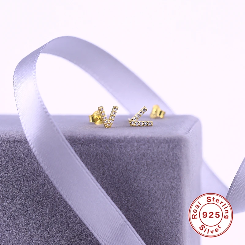 CANNER Small 925 Sterling Silver Alphabet Stud Earrings for Women Exquisite Zircon Cartilage Piercing 26 Letter Earings Jewelry