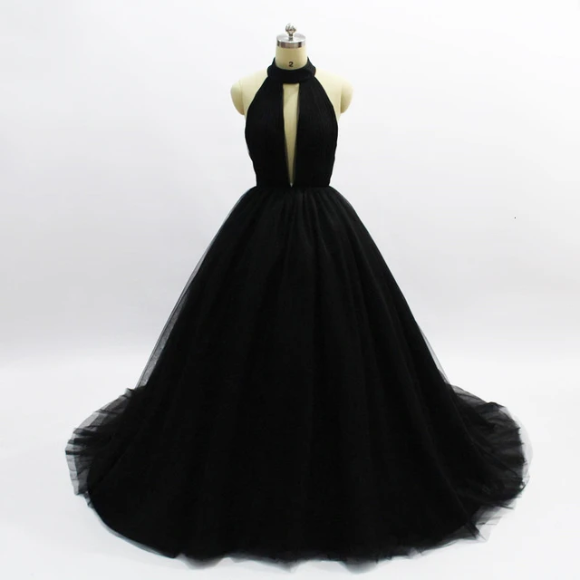 33 wunderschöne schwarze Brautkleider die Ihre Fantasie treffen werden |  Black wedding dresses, Ball gowns, Black wedding gowns