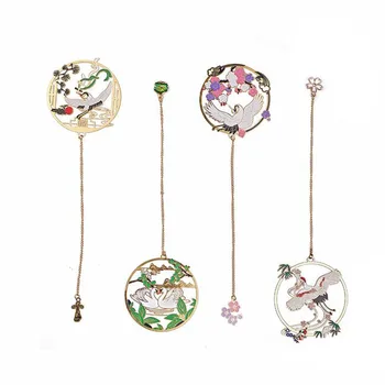 

1 Pcs Cute Animal Crane Swan Cherry Sakura Bookmarks Metal Pendant Book Markers for Books School Office Supplies Gift Stationery