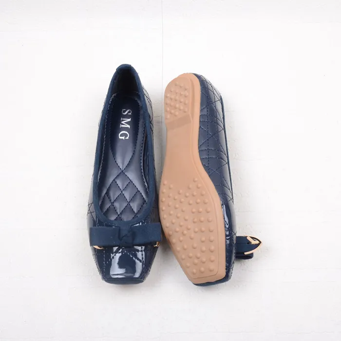 Japanned Leather flats women solid sewing ballerina plus size35-41 office shoes ladies espadrilles square toe bow-knot moccasins 