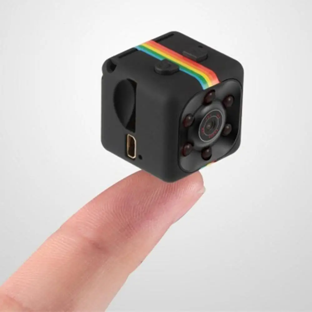 SQ11 мини Камера 1080P для подводной съемки на глубине до мини инфракрасная камера с режимом ночного монитор для зрения скрытый SQ11 небольшой камеры DV камера с видеозаписью - Цвет: black