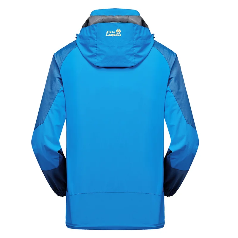 Autumn and winter new outdoor climbing men and women three-in-one windproof warm fashion slim couple sportswear
