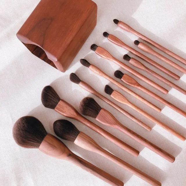 Black Walnut Makeup Brushes Set Cosmetic Powder Blush Foundation Sculpting Eye Shadow Professional Beauty Make Up Brush