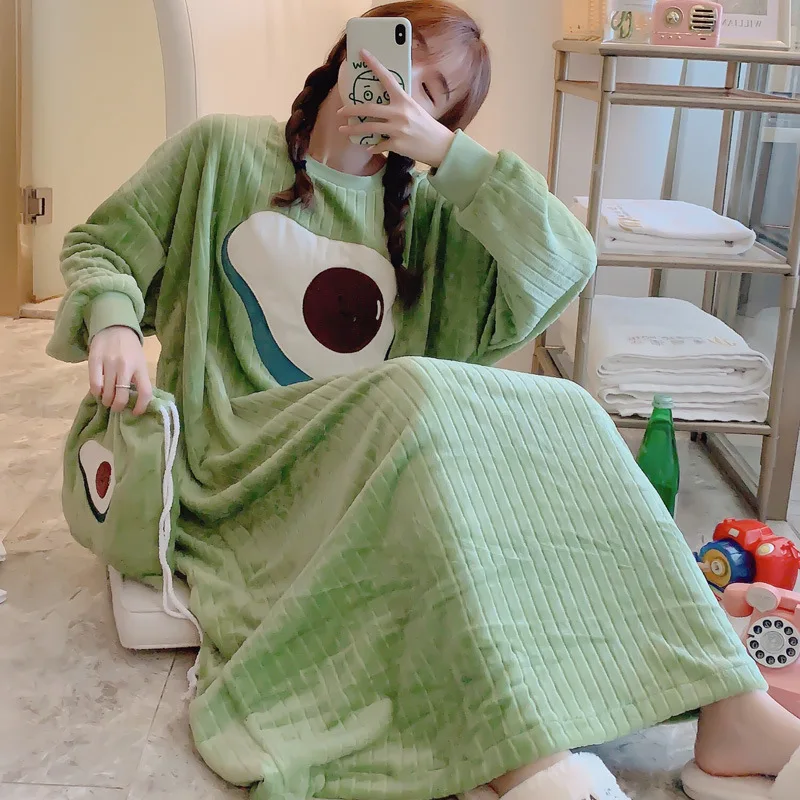 Autumn and winter nightdress women's coral velvet Korean version sweet avocado flannel nightdress women's home clothes