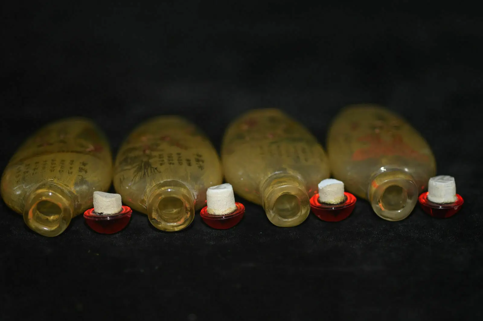 4pc Chinese folk Inside painting Guangxu Male farming glass snuff bottle 3