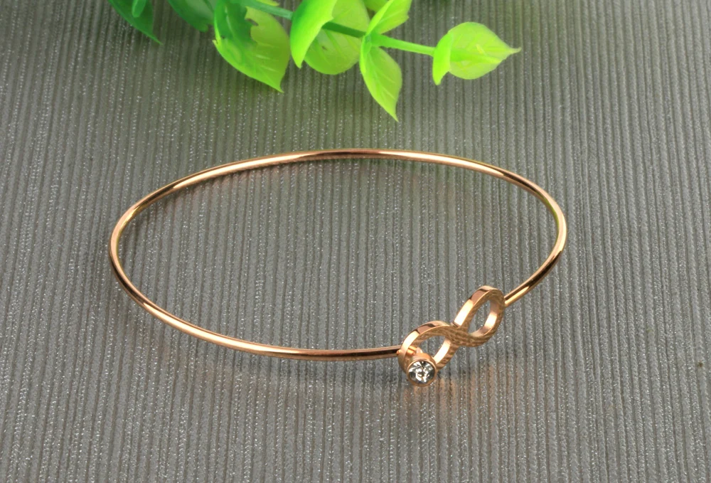 HTB1hP31pH5YBuNjSspoq6zeNFXaw