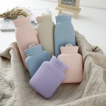 

650ml Silicone Water Injection Bag with Bamboo Fiber Cloth Set Microwave Heating Warm Water Bag Cold&hot two usages cute bottle