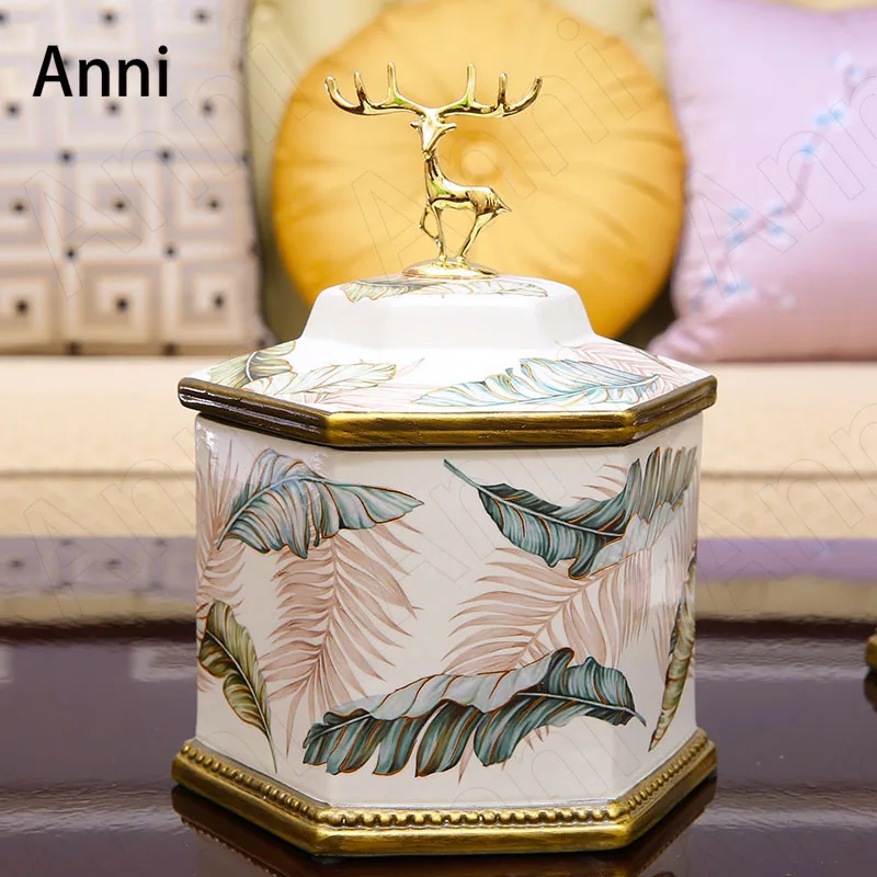 

American Creative Ceramic Storage Jars with Lid Golden Deer Decorative Large Snacks Candy Jar Coffee Table Desktop Sundries can