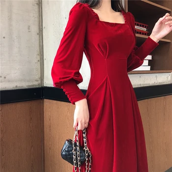 

Spring Dress Women Casual Red And Black Square Collar Dresses Puff Sleeve Vintage Velvet Dress Sexy Party Dress Vestidos Ka538