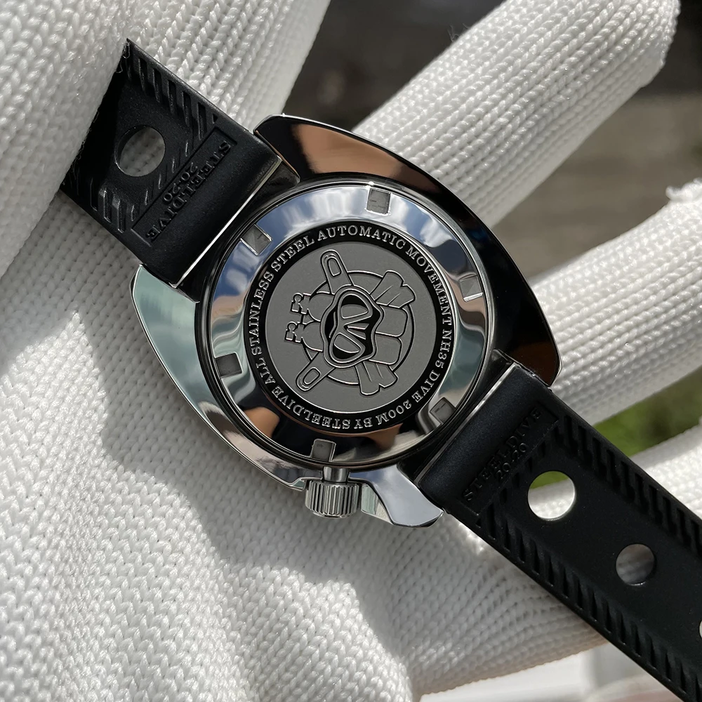 STEELDIVE Top Brand Thin Abalone Men's Diving Mechanical Watches AR Coating Sapphire Glass Movement 200M Waterproof Dive Watch