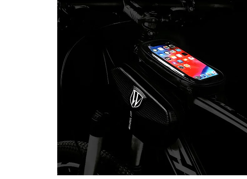 10581665251_1352675679