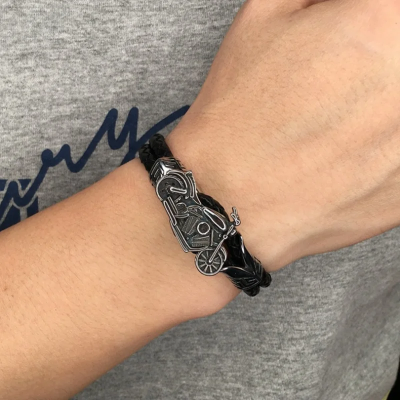 Bracelet Jewelry Creative Leather Woven Metal Motorcycle Men Bracelet Punk Rock Party Gift