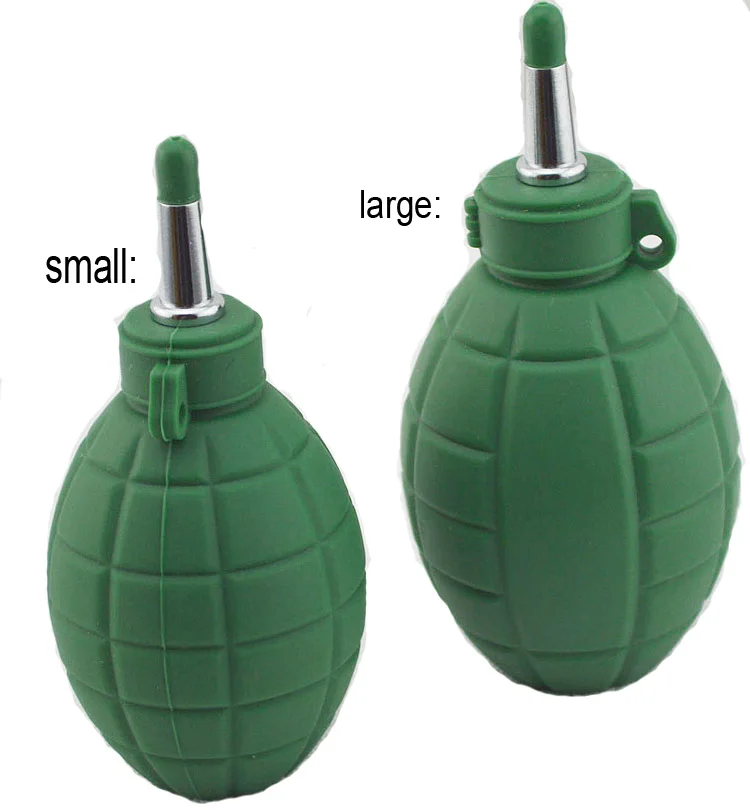 

Rubber Lens Duster Cleaner Air-Blowing Dust Cleaning Hand Pump for Telephoto lens Camera Microscope Binoculars & Filters