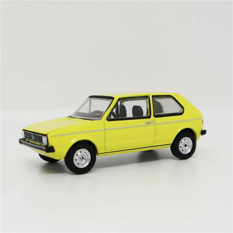 Greenlight 1: 64 Volkswagen Golf MK1 1974 желтый литья под давлением модель автомобиля без коробки